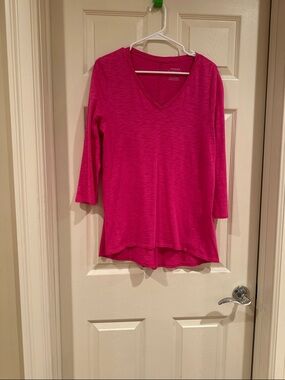 Chico's  V-Neck Long Sleeve Top
